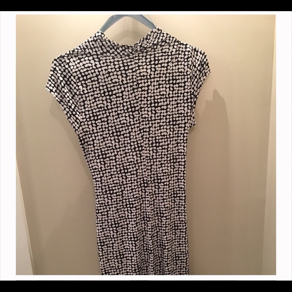 DONATED! Dress by Karen Kane - Picture 4 of 5